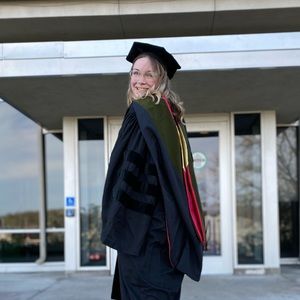 Meet your Posher, Hannah